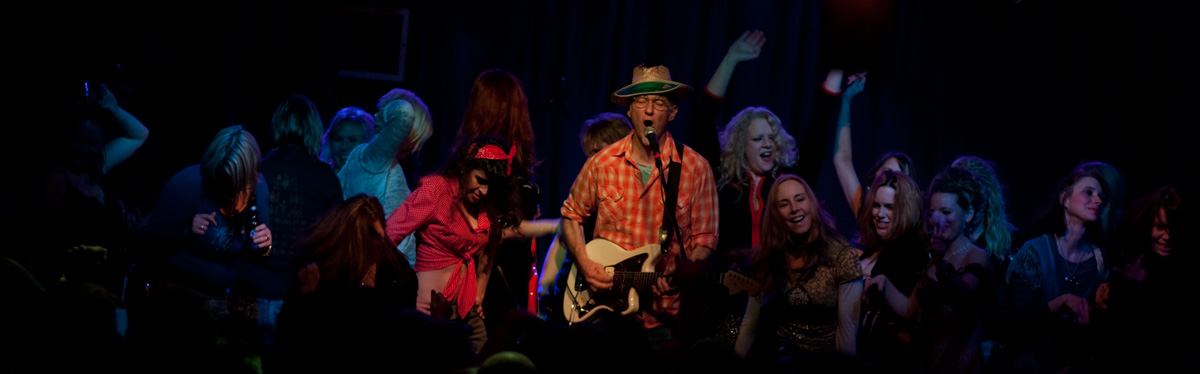 IMAGE: http://logicandproportion.com/_images/_personal/scots/IMG_3311.jpg